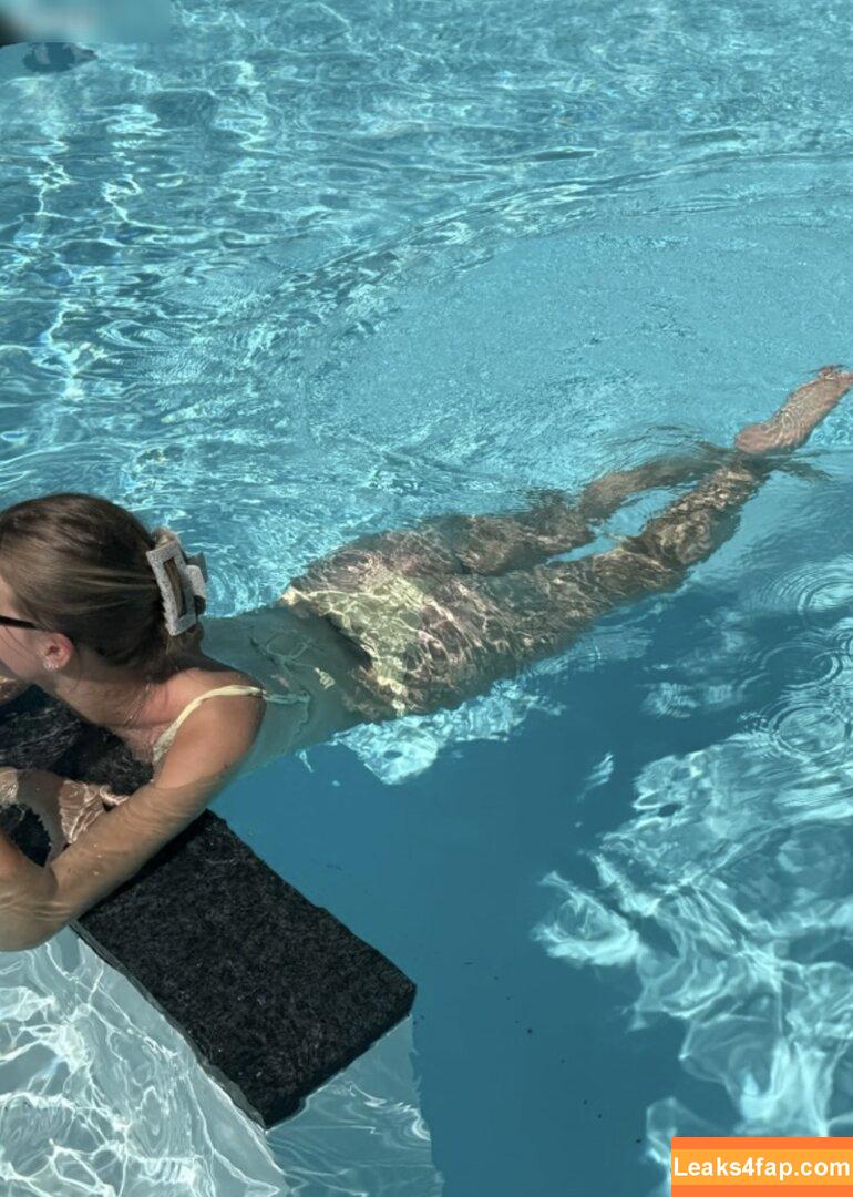 Emelybasics leaked photo photo #0056