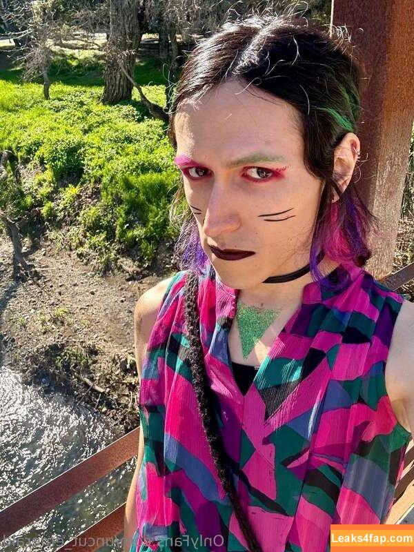 Emerald / Uncut.emeraldd / rissa_alora / uncutemerald слитое фото фото #0051