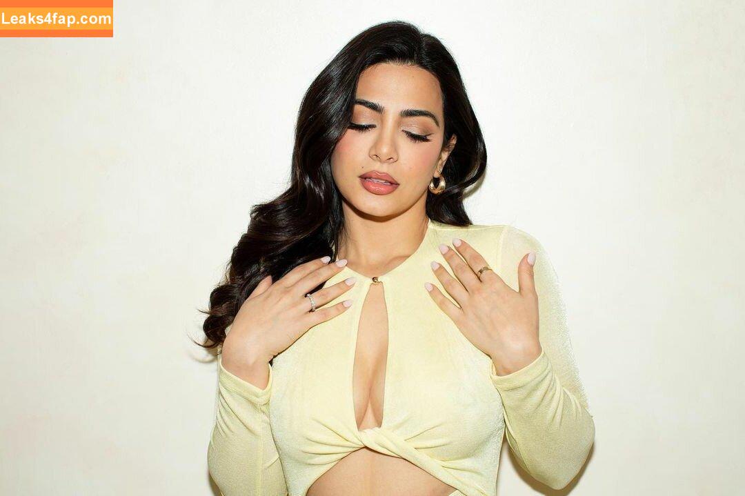 Emeraude Toubia / EmeraudeToubia / emeraude leaked photo photo #0040