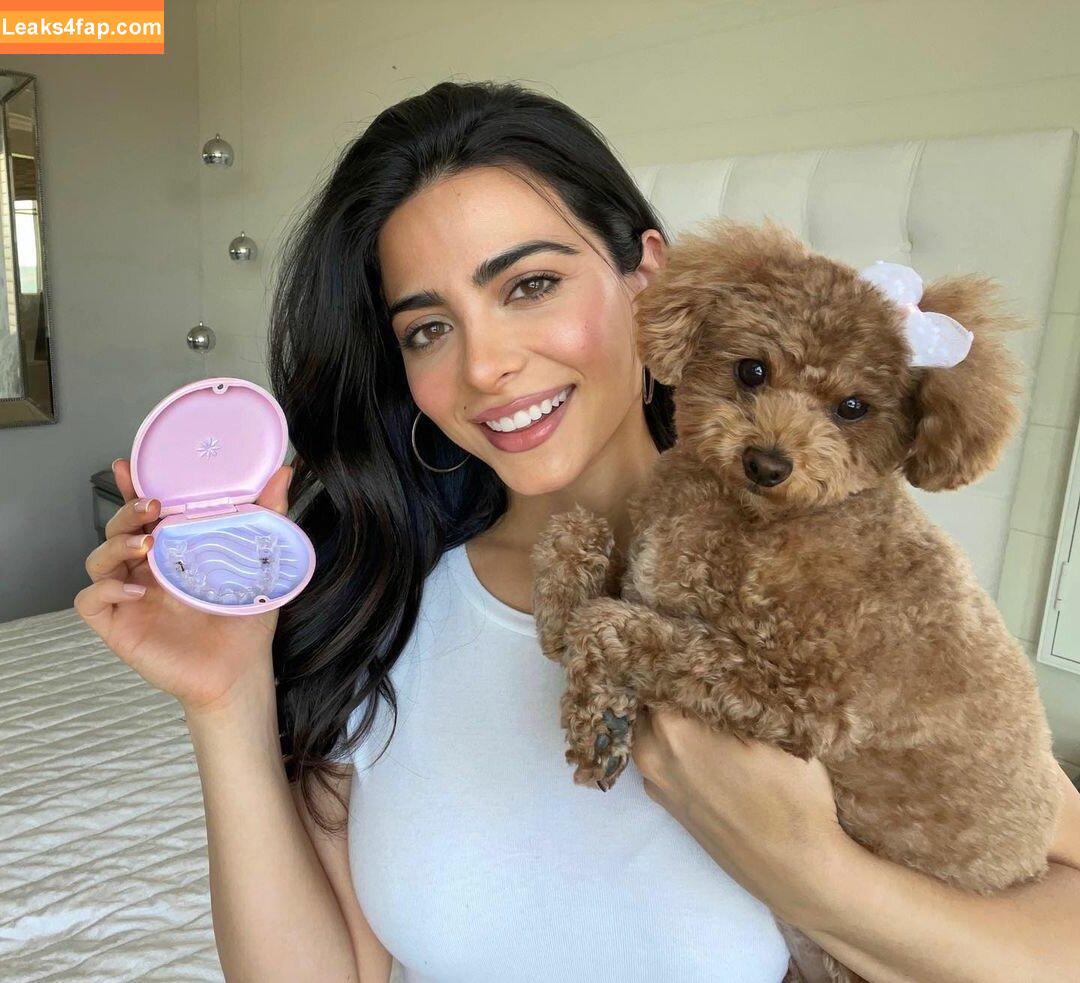 Emeraude Toubia / EmeraudeToubia / emeraude leaked photo photo #0043