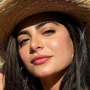 Emeraude Toubia photo #0019