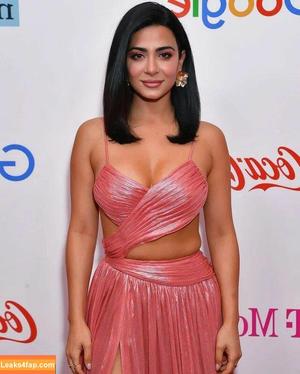 Emeraude Toubia photo #0024