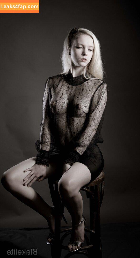 Emi Im Wunderland / Instagram / Model-Kartei / https: / posts leaked photo photo #0144