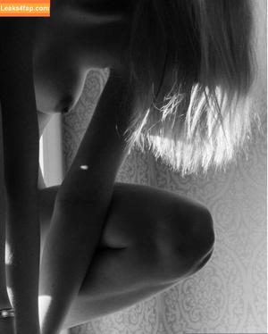 Emi Im Wunderland фото #0054