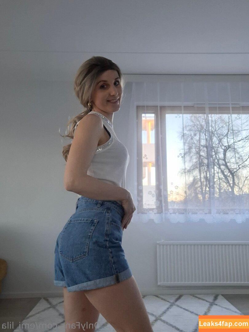 emi_lila / emilia leaked photo photo #0006
