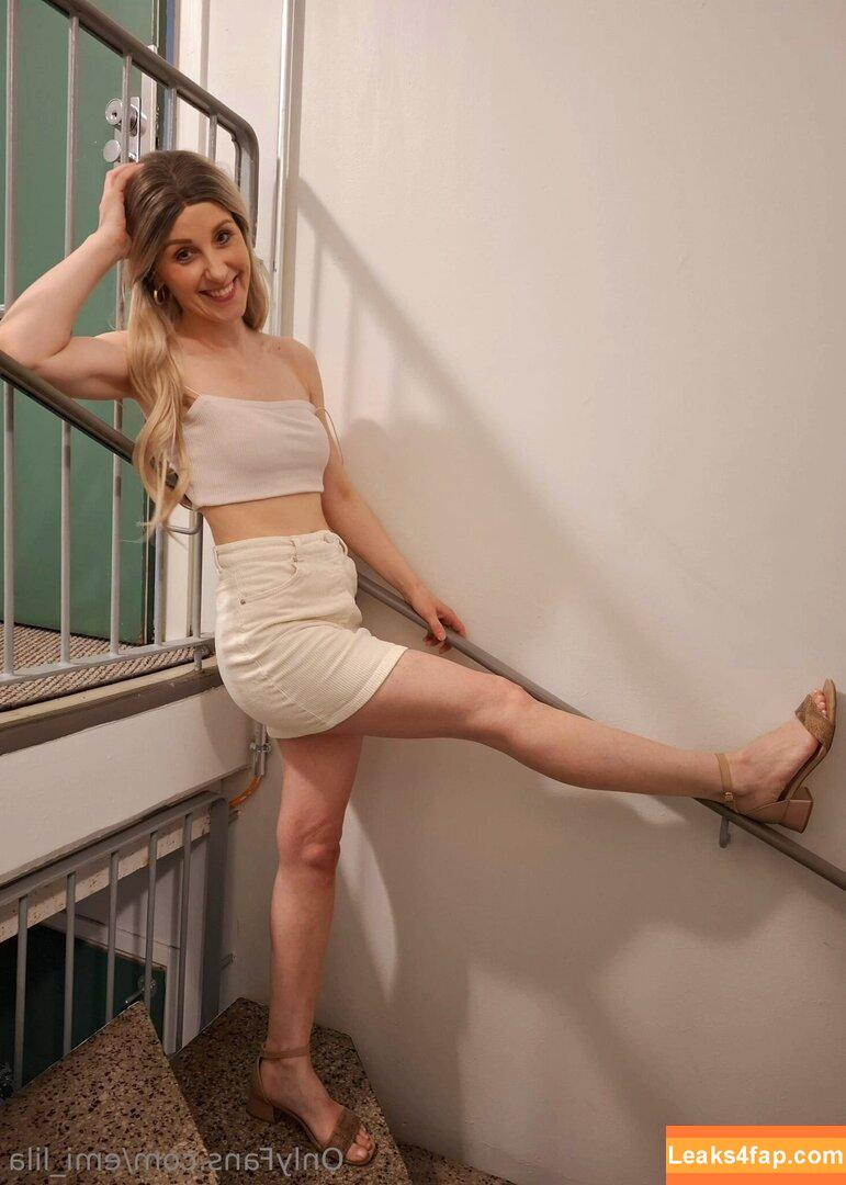 emi_lila / emilia leaked photo photo #0021