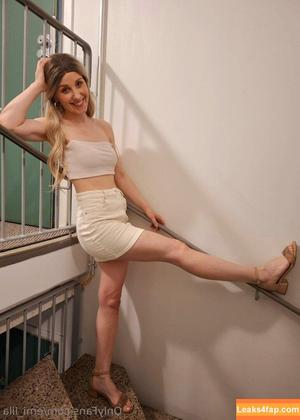 emi_lila photo #0021