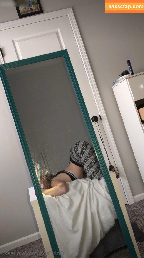 emileexo /  leaked photo photo #0008