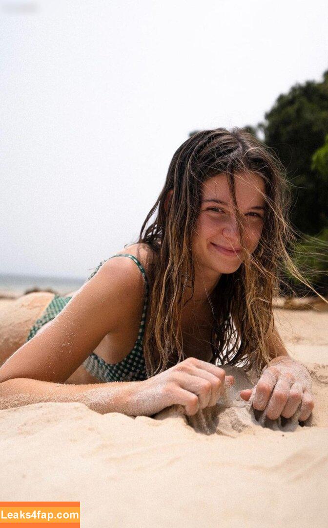 Emilia Beattie /  leaked photo photo #0016