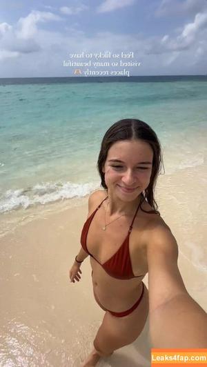 Emilia Beattie photo #0006