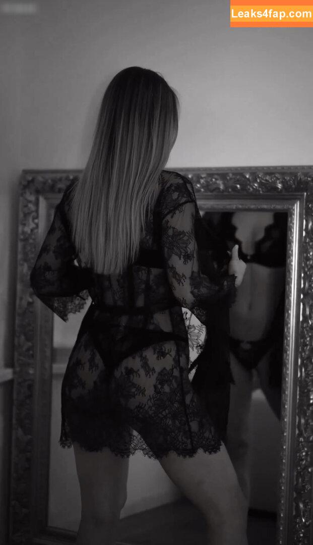 Emilia Bte / Emilia / emiliaofficial leaked photo photo #0050