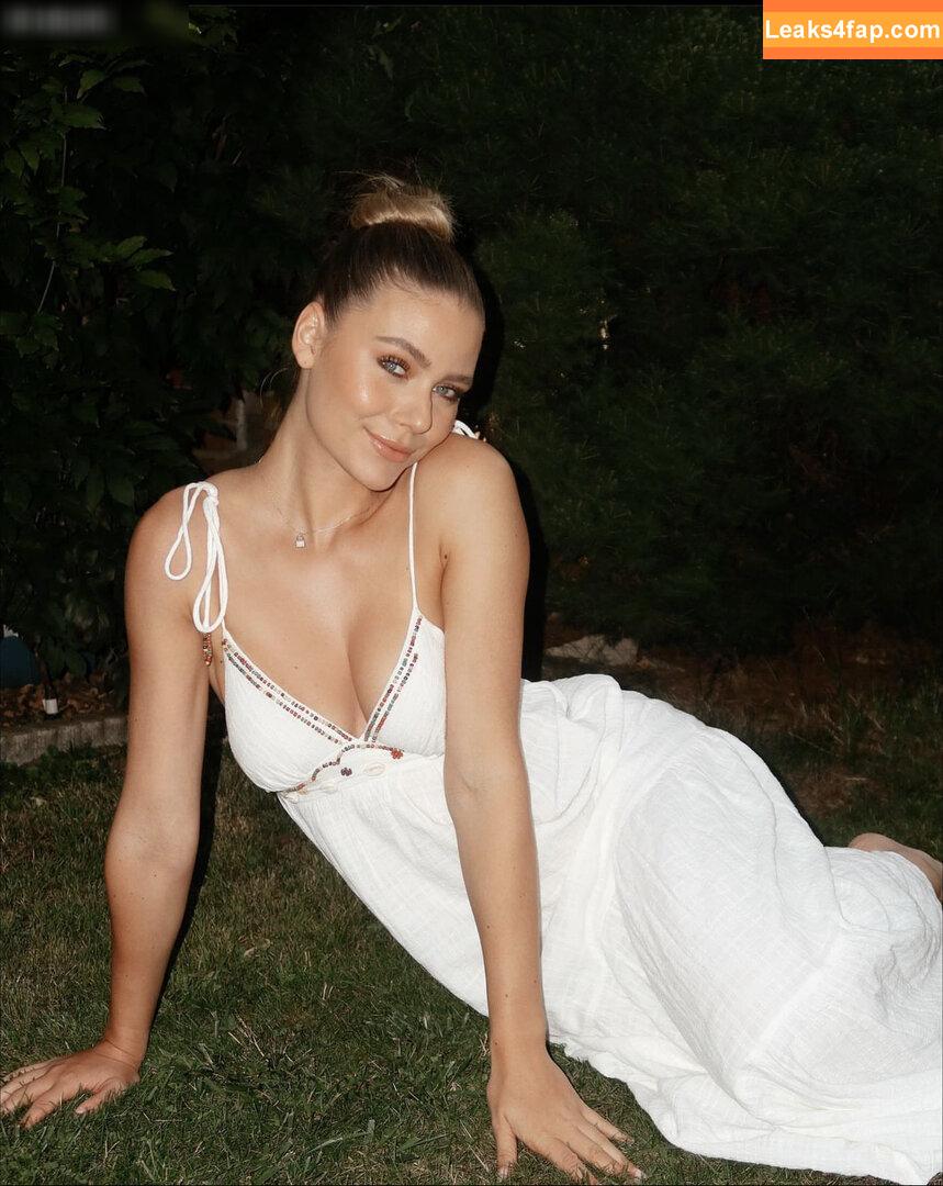 Emilia Bte / Emilia / emiliaofficial leaked photo photo #0163