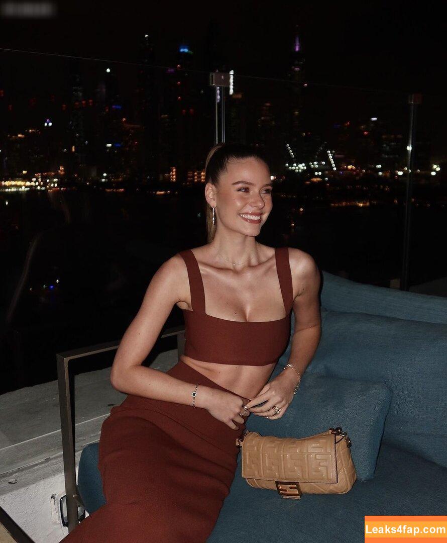 Emilia Bte / Emilia / emiliaofficial leaked photo photo #0377