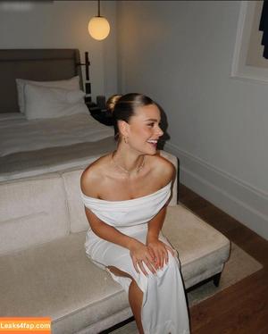 Emilia Bte photo #0201