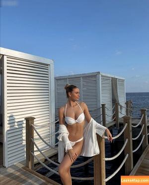 Emilia Bte photo #0220