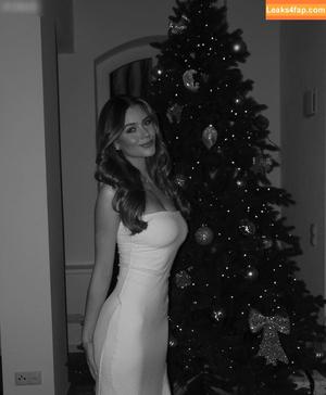 Emilia Bte photo #0328