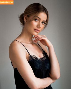 Emilia Bte photo #0333