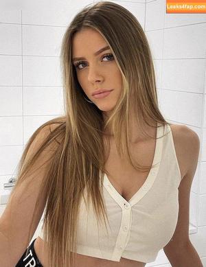 Emilia Bte photo #0357