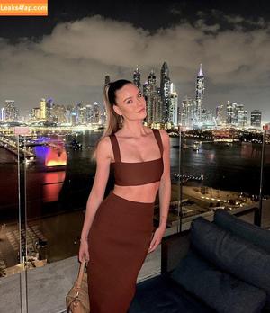 Emilia Bte photo #0374