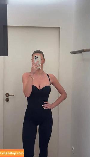 Emilia Bte photo #0400