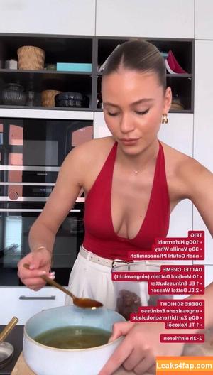 Emilia Bte photo #0615