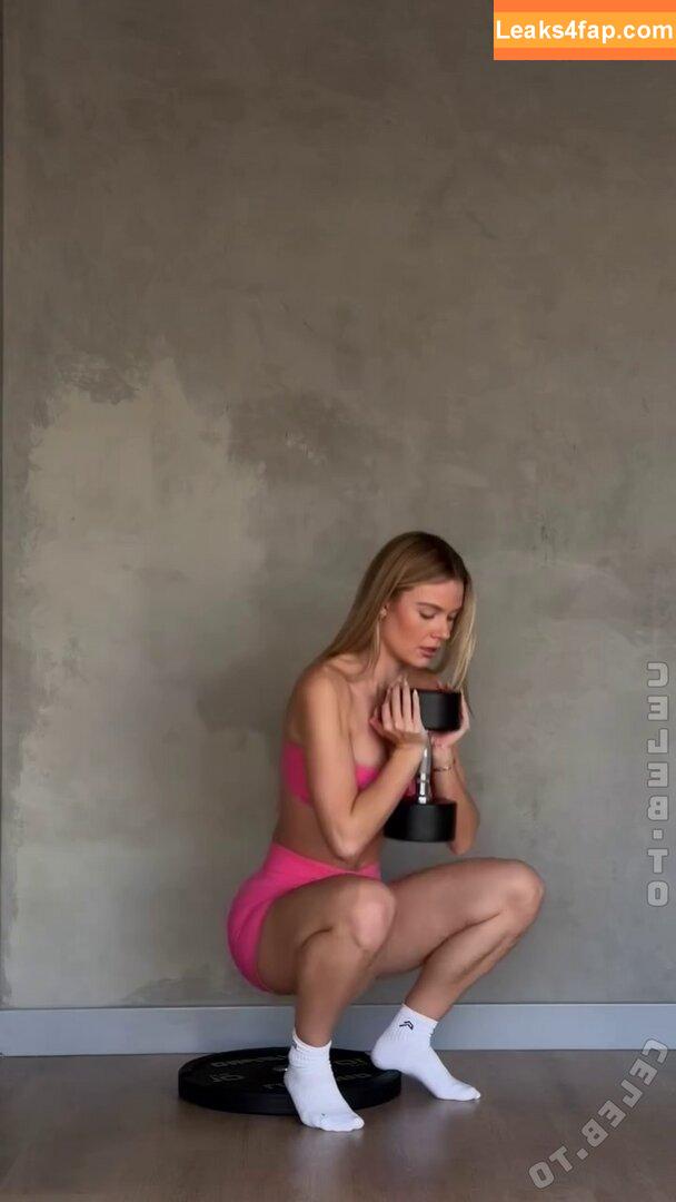 Emilia Bte / Emilia / emiliaofficial слитое фото фото #1097