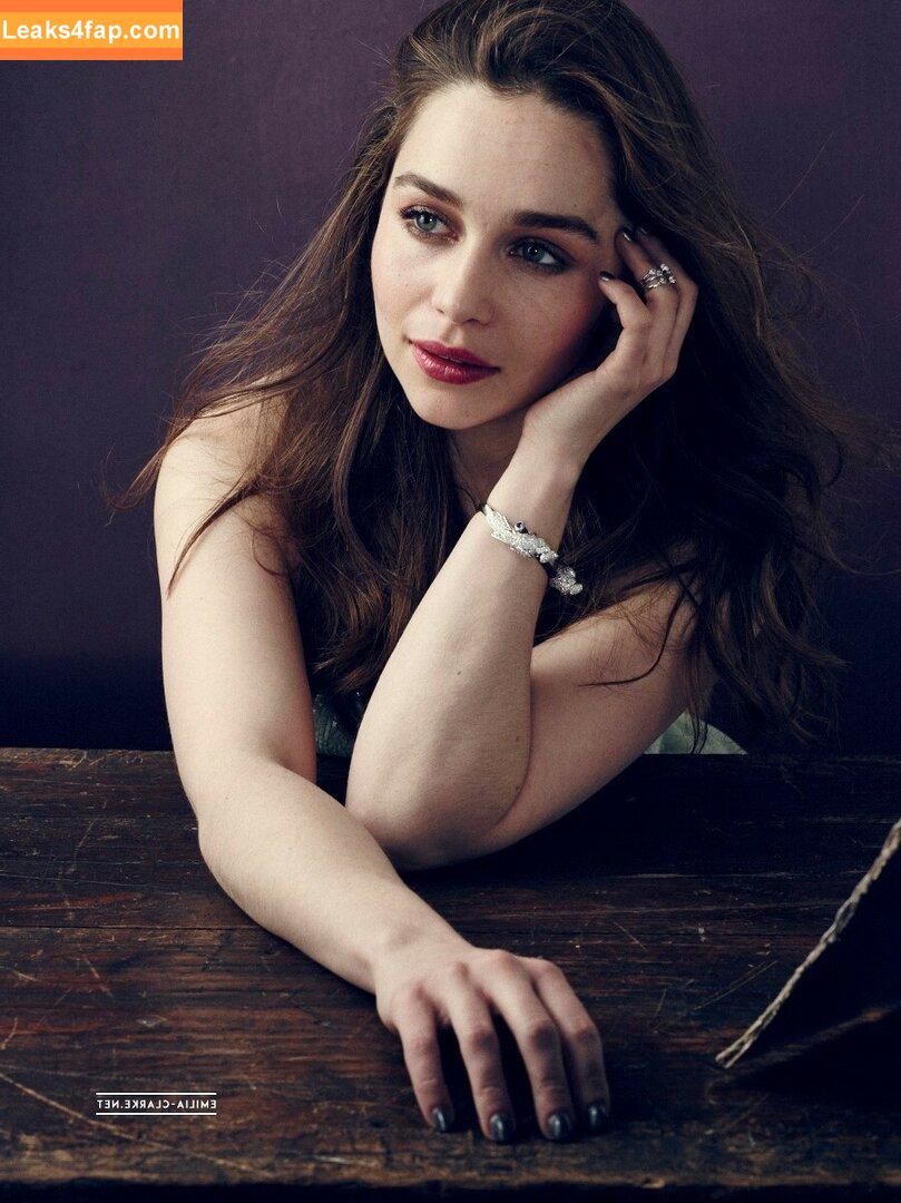 Emilia Clarke / clarkeyxo / emilia_clarke / emiliaclarke leaked photo photo #0080