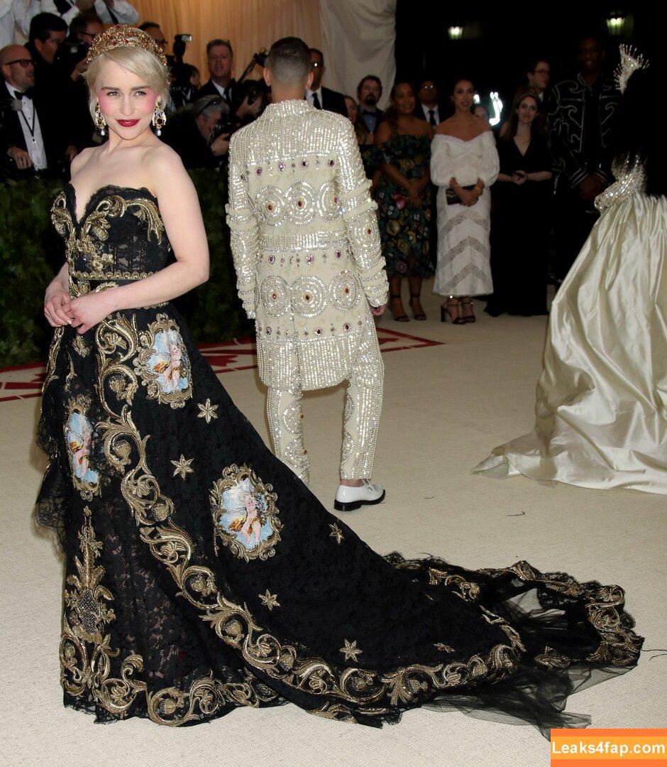 Emilia Clarke / clarkeyxo / emilia_clarke / emiliaclarke leaked photo photo #0090