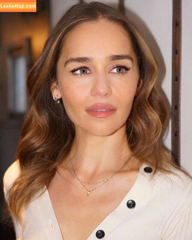 Emilia Clarke / clarkeyxo / emilia_clarke / emiliaclarke leaked photo photo #0101