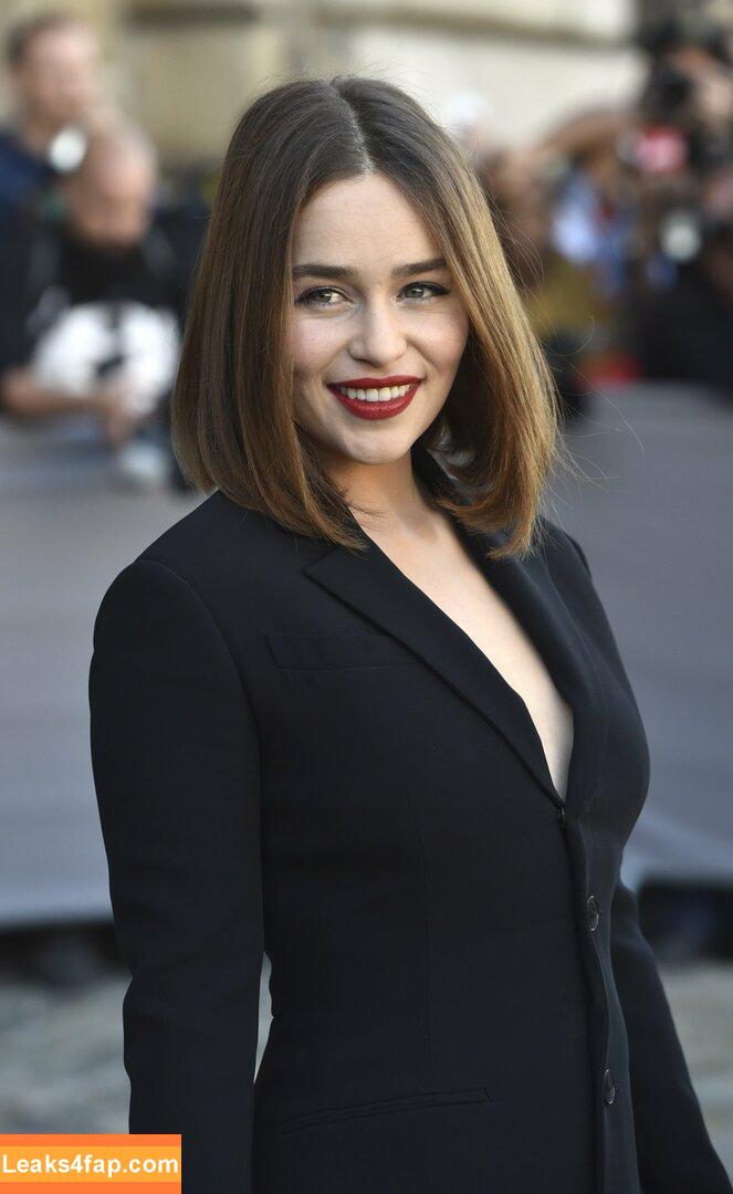 Emilia Clarke / clarkeyxo / emilia_clarke / emiliaclarke leaked photo photo #0137