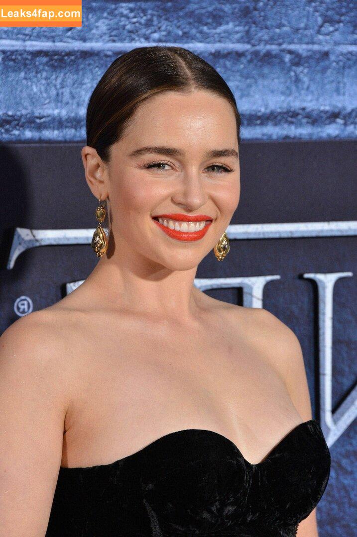 Emilia Clarke / clarkeyxo / emilia_clarke / emiliaclarke leaked photo photo #0143