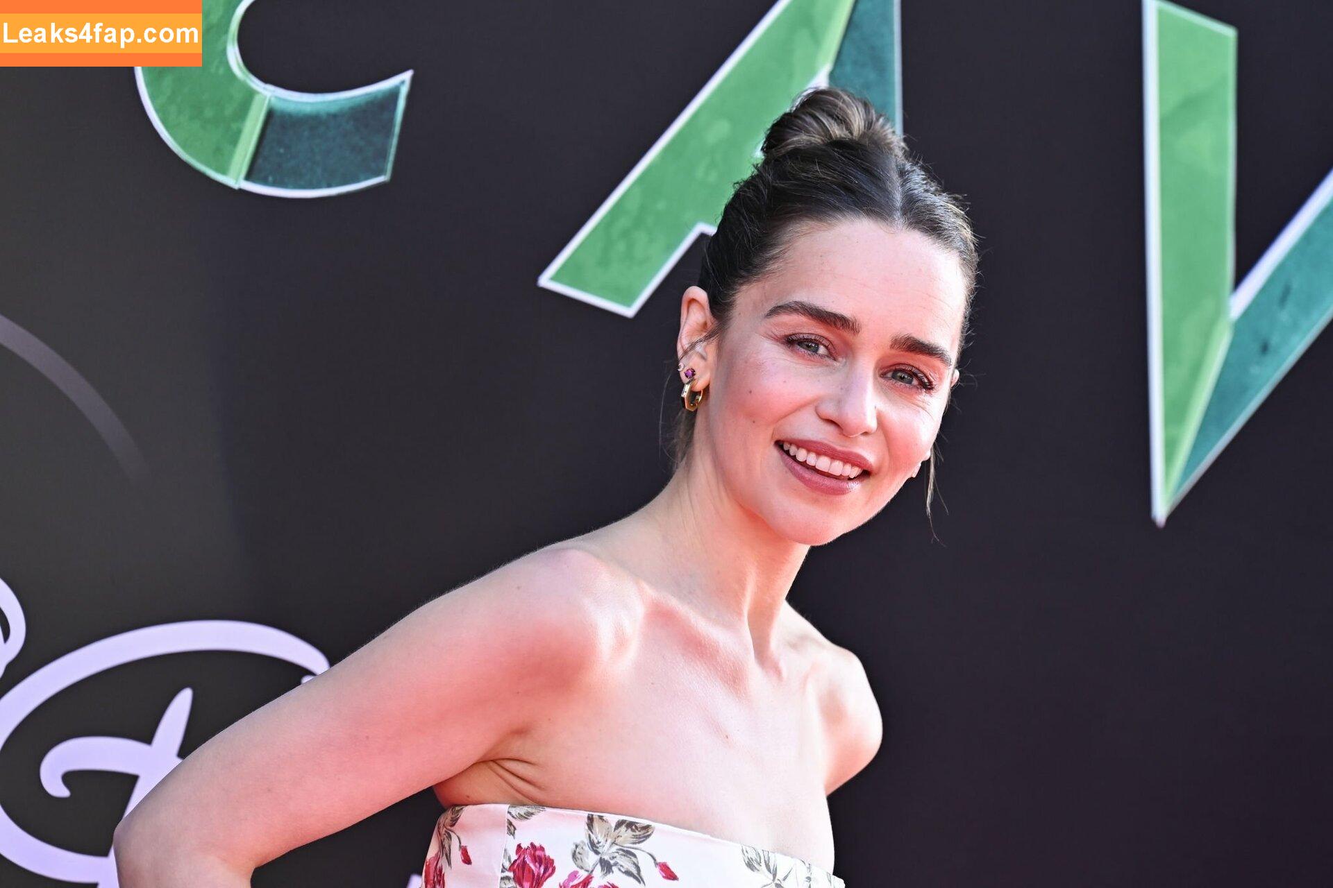 Emilia Clarke / clarkeyxo / emilia_clarke / emiliaclarke leaked photo photo #0162