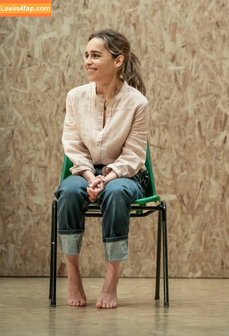 Emilia Clarke / clarkeyxo / emilia_clarke / emiliaclarke leaked photo photo #0190