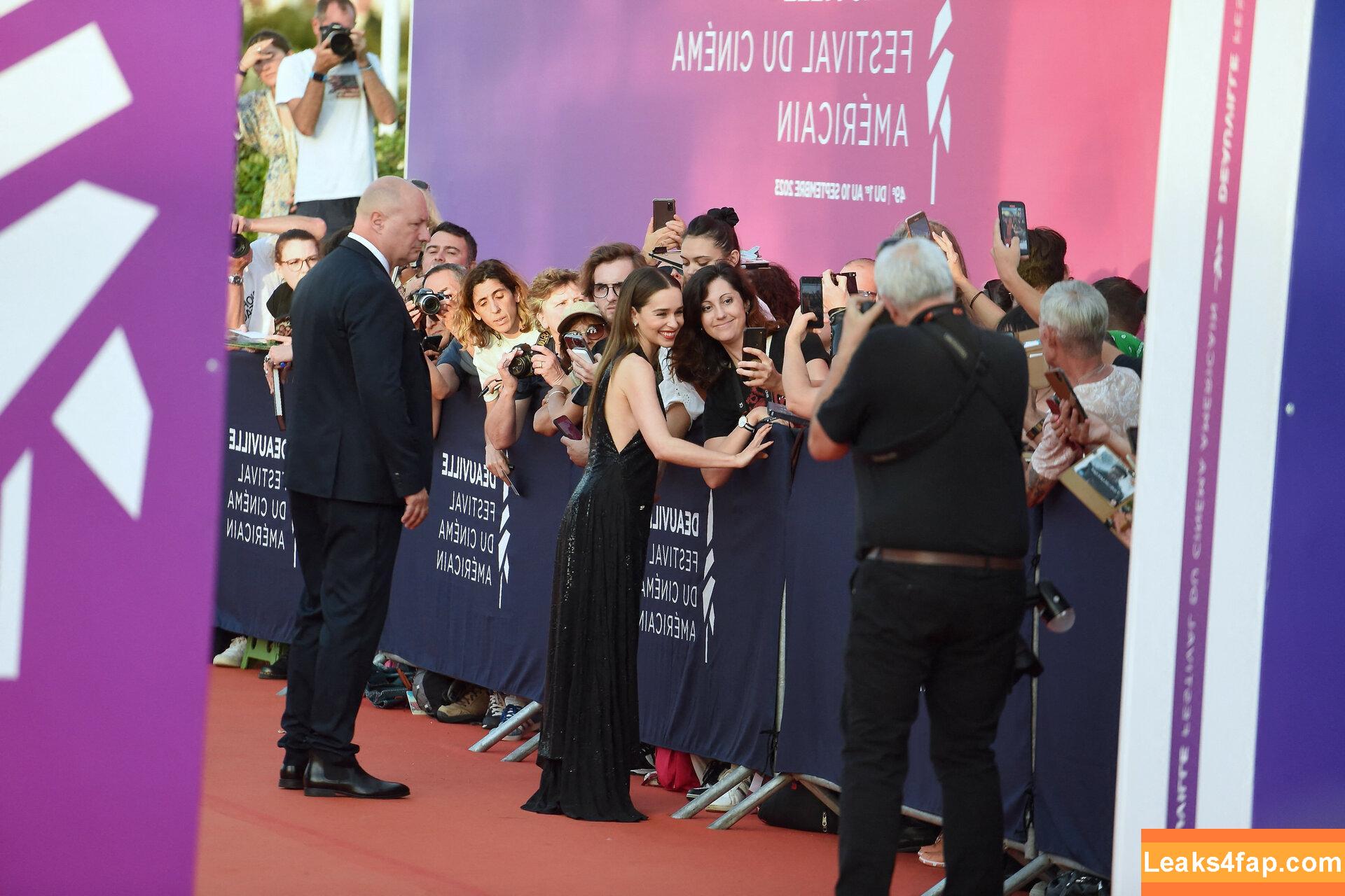 Emilia Clarke / clarkeyxo / emilia_clarke / emiliaclarke leaked photo photo #0227