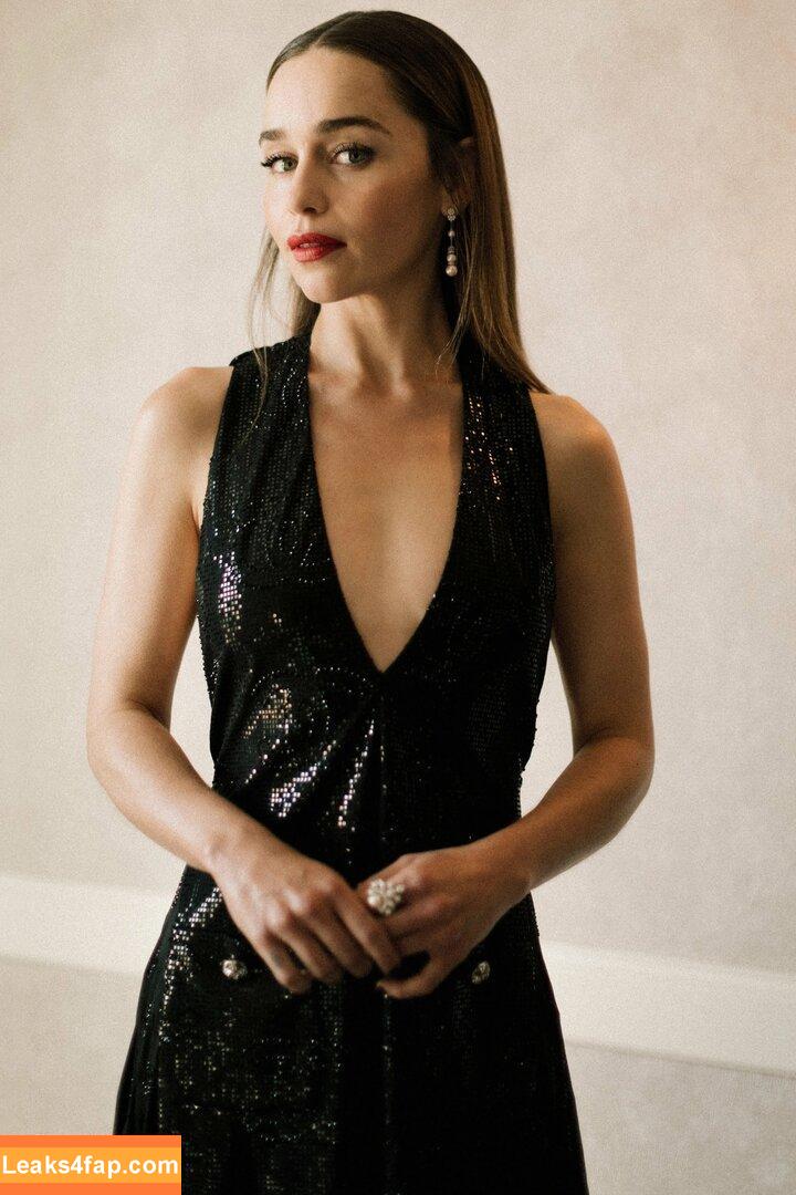 Emilia Clarke / clarkeyxo / emilia_clarke / emiliaclarke leaked photo photo #0268