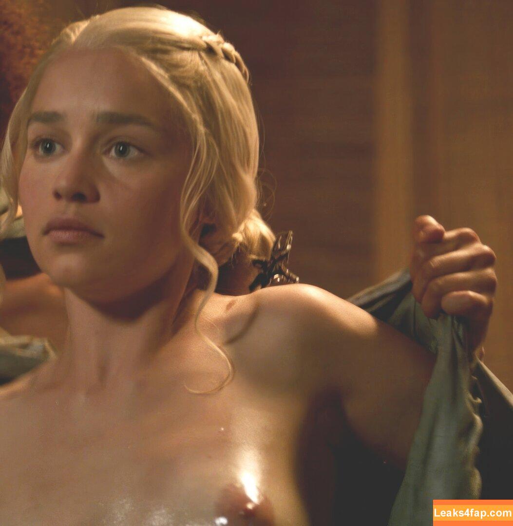 Emilia Clarke / clarkeyxo / emilia_clarke / emiliaclarke leaked photo photo #0300