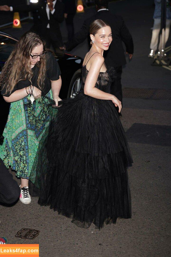 Emilia Clarke / clarkeyxo / emilia_clarke / emiliaclarke leaked photo photo #0309