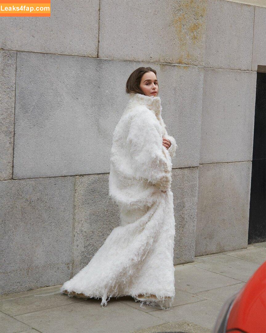 Emilia Clarke / clarkeyxo / emilia_clarke / emiliaclarke leaked photo photo #0386