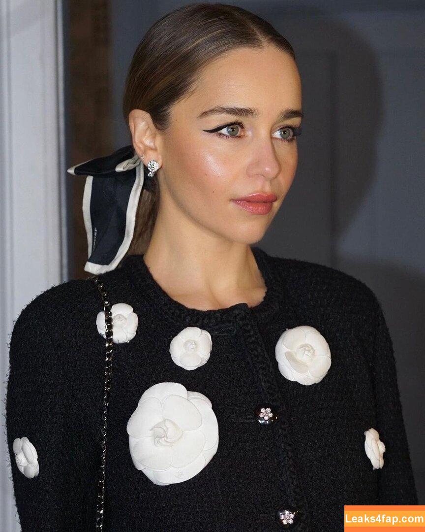 Emilia Clarke / clarkeyxo / emilia_clarke / emiliaclarke leaked photo photo #0417