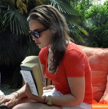 Emilia Clarke / clarkeyxo / emilia_clarke / emiliaclarke leaked photo photo #0445