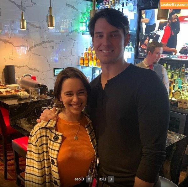 Emilia Clarke / clarkeyxo / emilia_clarke / emiliaclarke leaked photo photo #0446