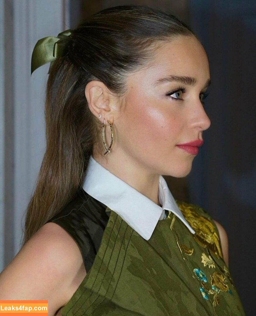 Emilia Clarke / clarkeyxo / emilia_clarke / emiliaclarke слитое фото фото #0479