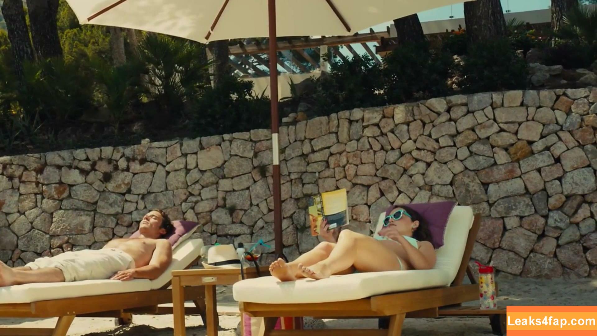 Emilia Clarke / clarkeyxo / emilia_clarke / emiliaclarke leaked photo photo #0481