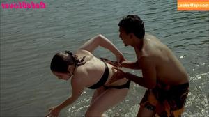 Emilia Clarke photo #0055