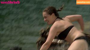 Emilia Clarke photo #0056