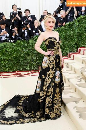 Emilia Clarke photo #0086