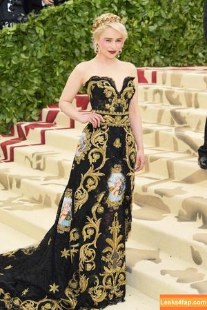 Emilia Clarke photo #0093