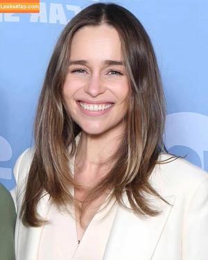 Emilia Clarke photo #0181