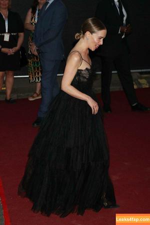 Emilia Clarke photo #0316