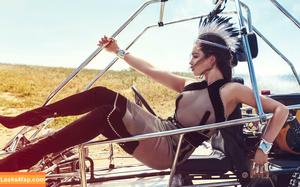 Emilia Clarke photo #0372